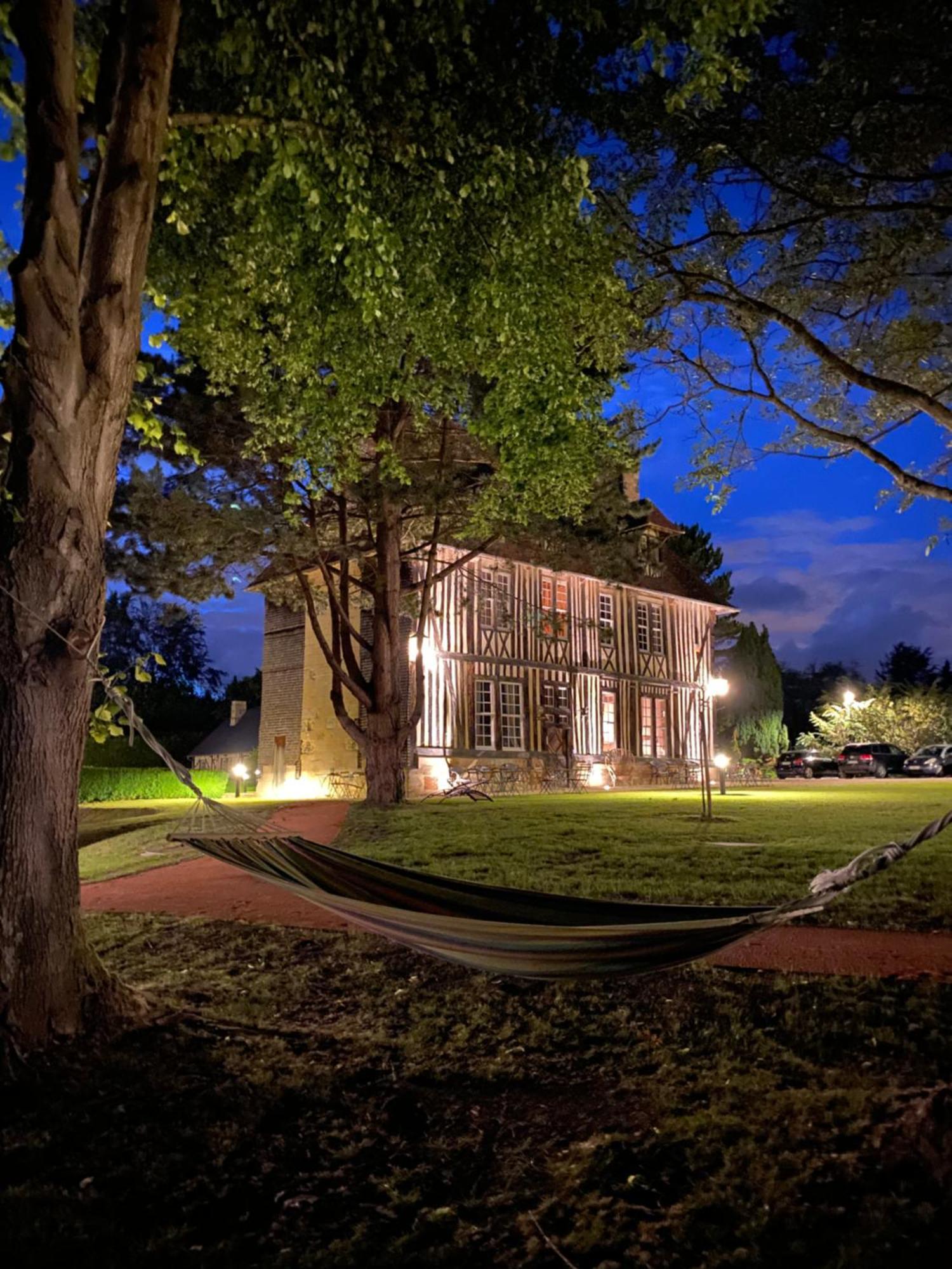Les Manoirs Des Portes De Deauville - Small Luxury Hotel Of The World Canapville  Exteriör bild